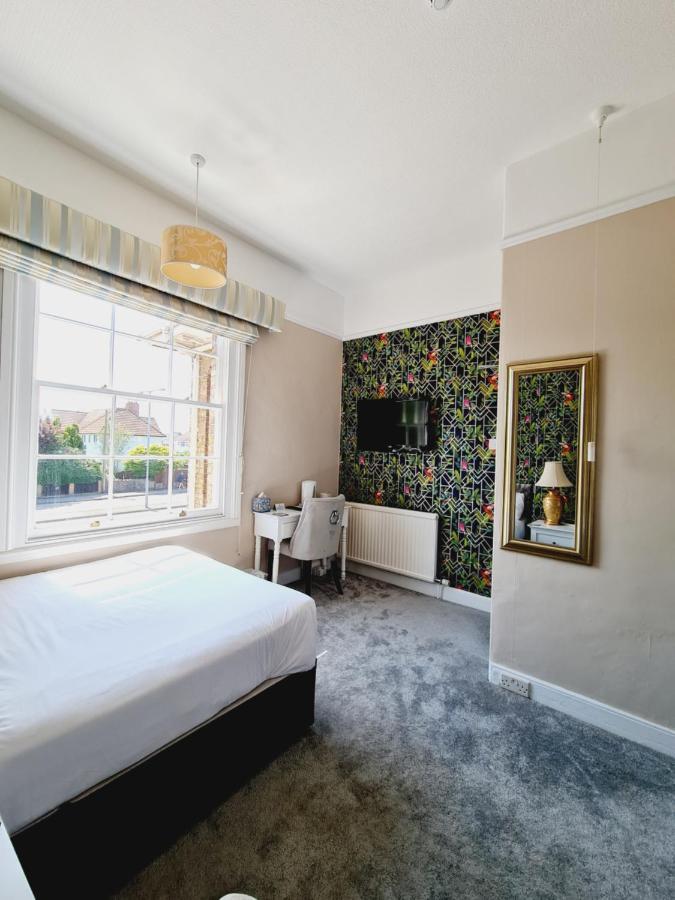 Beaufort Lodge - Central Location & Free Parking Taunton Esterno foto