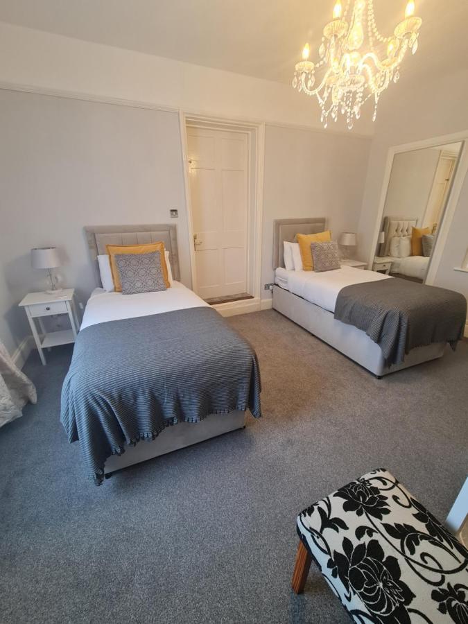 Beaufort Lodge - Central Location & Free Parking Taunton Esterno foto